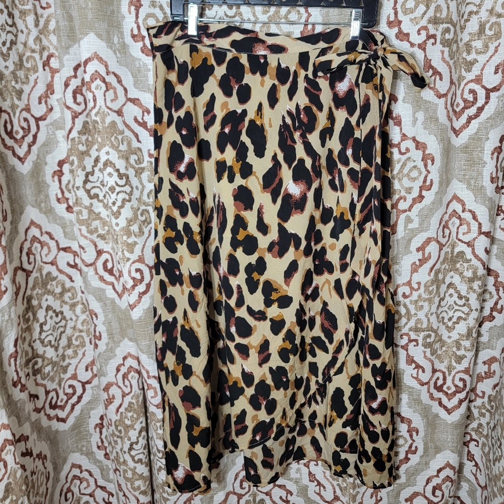New choice animal print wrap skirt